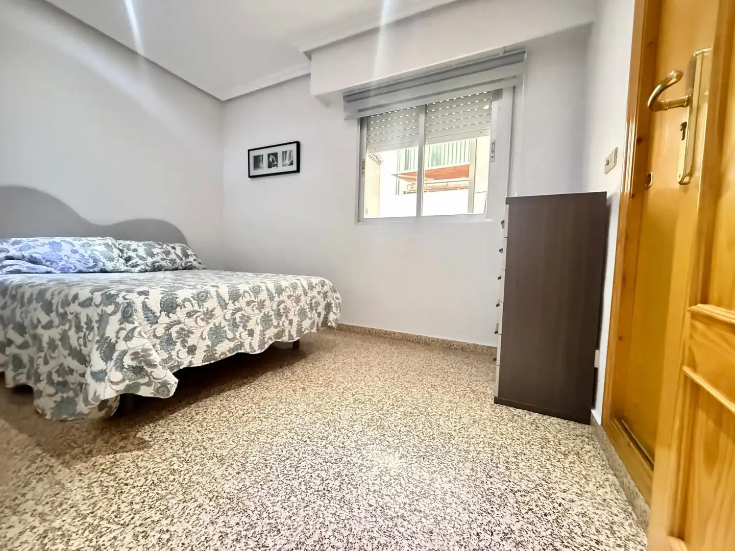 Dormitori de Pis en venda en Elche / Elx amb Moblat i Balcó