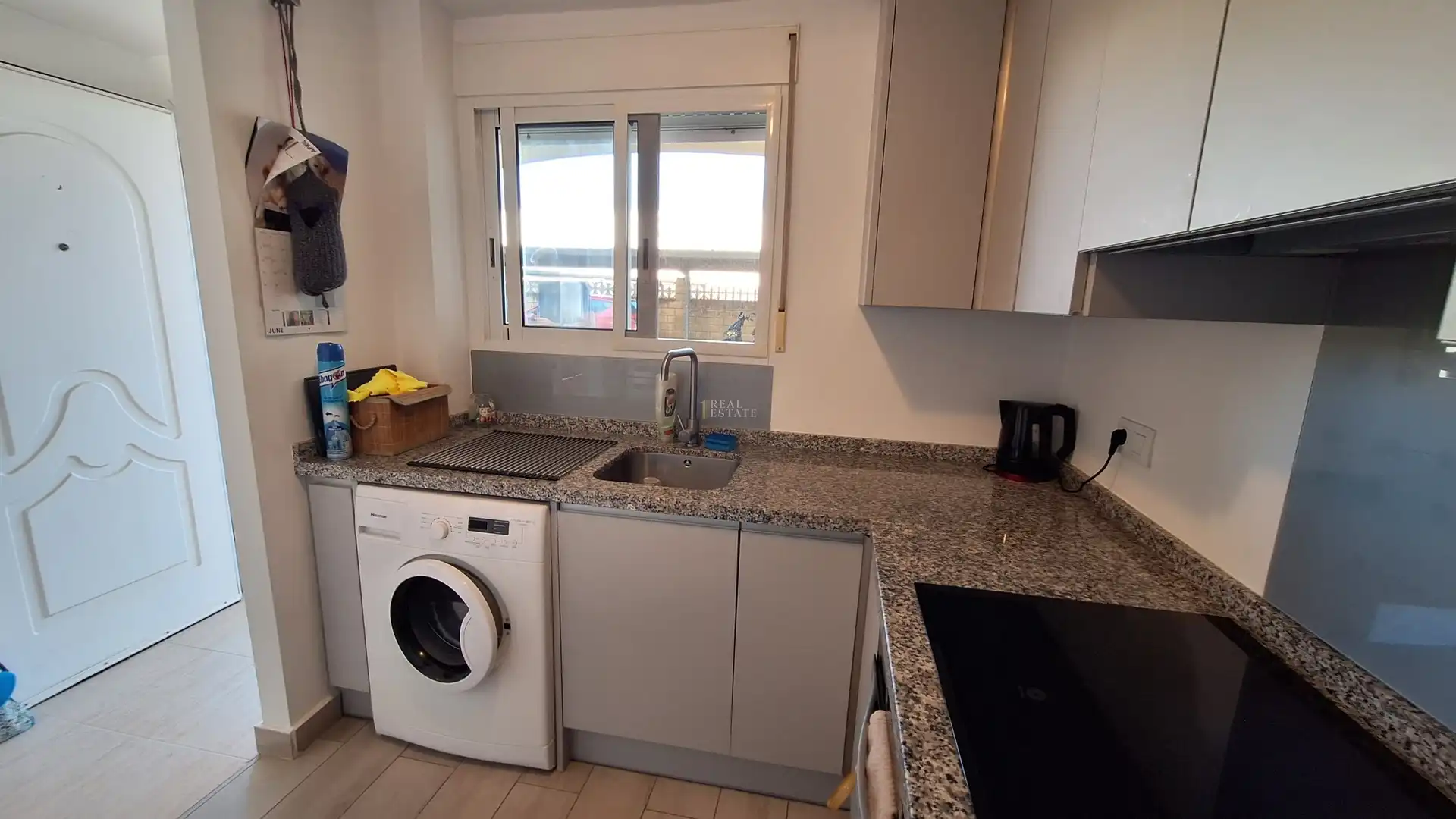Cocina de Piso en venta en Dénia con Aire acondicionado, Terraza y Piscina