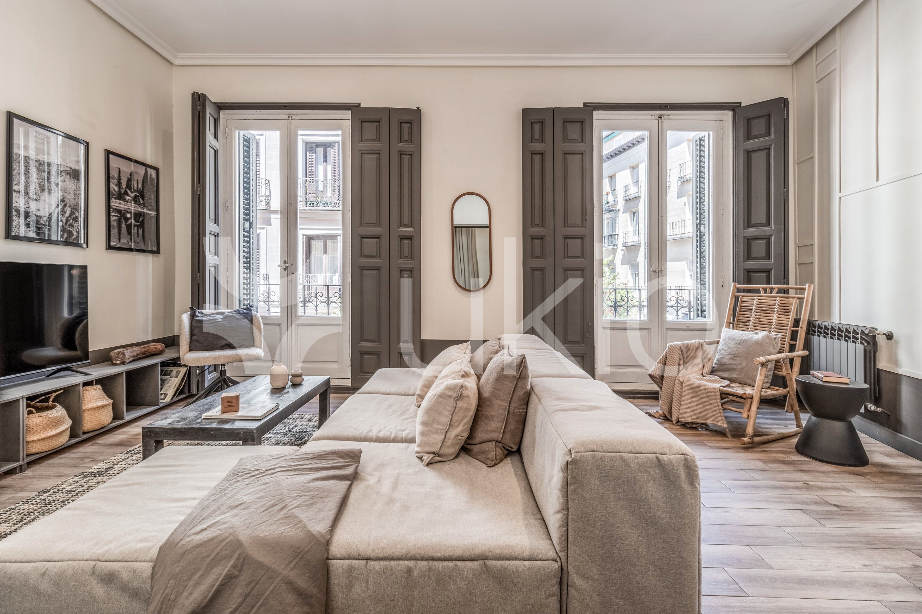 Sala d'estar de Apartament de lloguer en  Madrid Capital amb Calefacció, Moblat i Forn