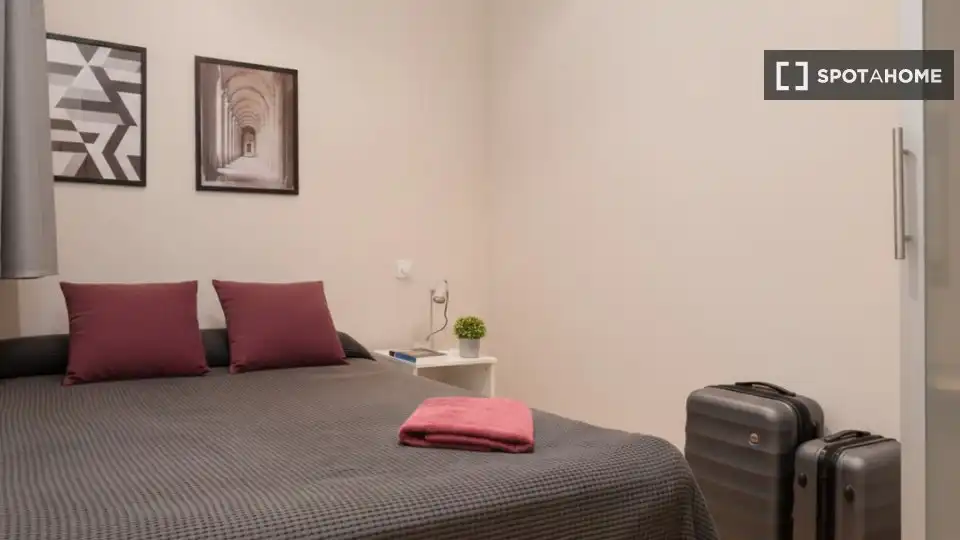 Bedroom of Flat for rent in Barcelona  with Air Conditioner, Heating and Furnished