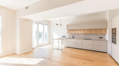 Foto 2 de Apartament en venda a Costillares,  Madrid Capital