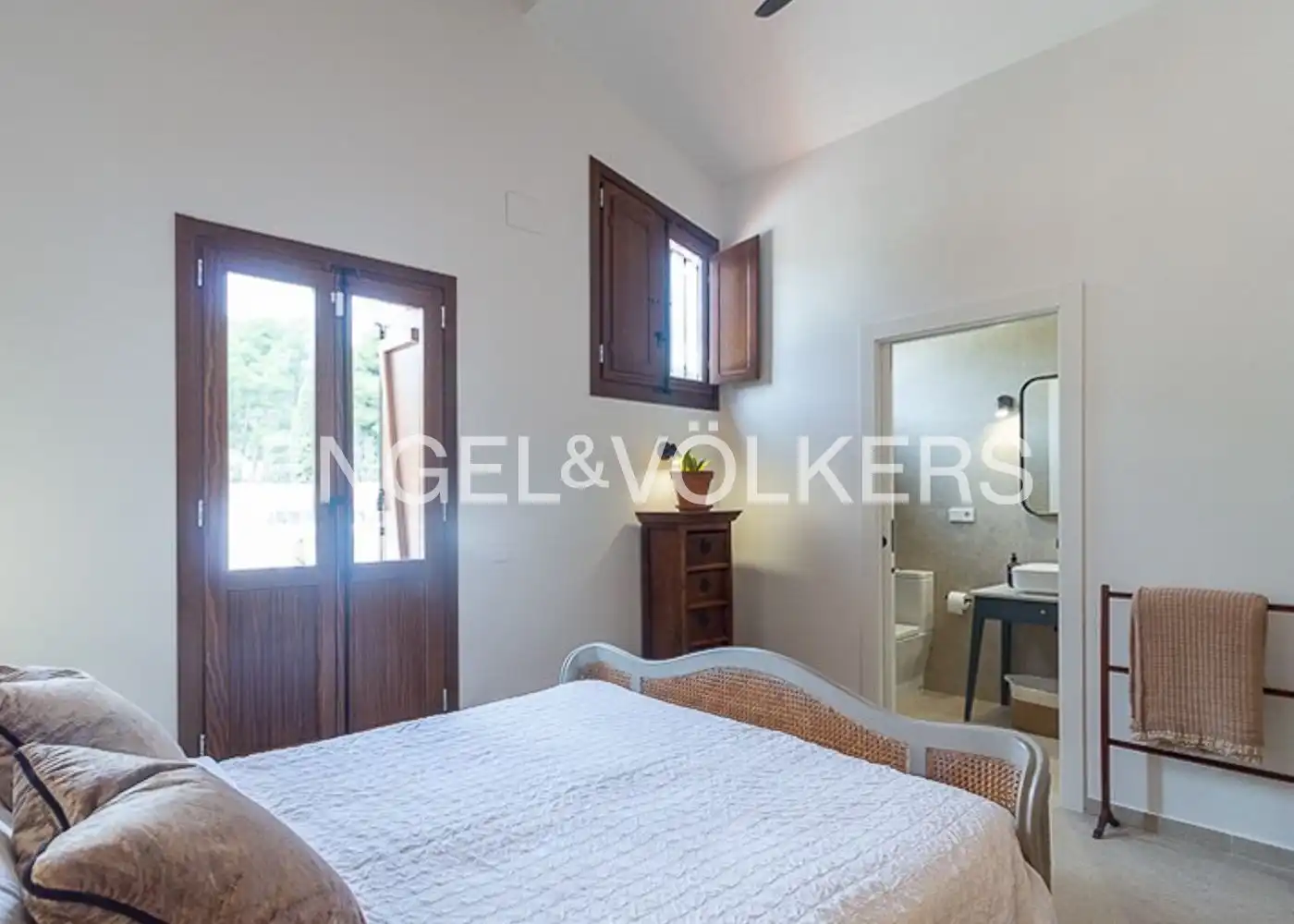 Dormitori de Casa o xalet de lloguer en Náquera amb Aire condicionat, Calefacció i Jardí privat