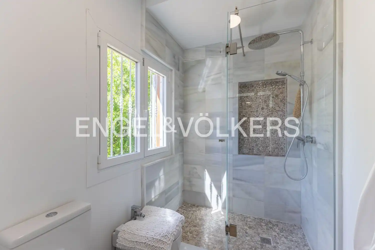 Bathroom of Houses for rent in Riba-roja de Túria  with Air Conditioner, Heating and Private garden