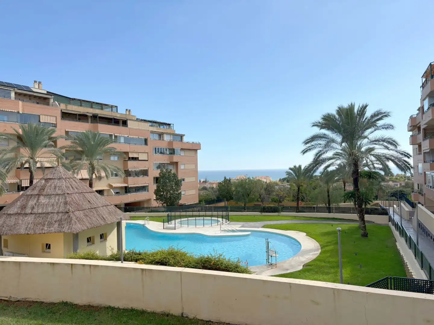Flat for sale in Calle Andres Segovia, El Pinillo