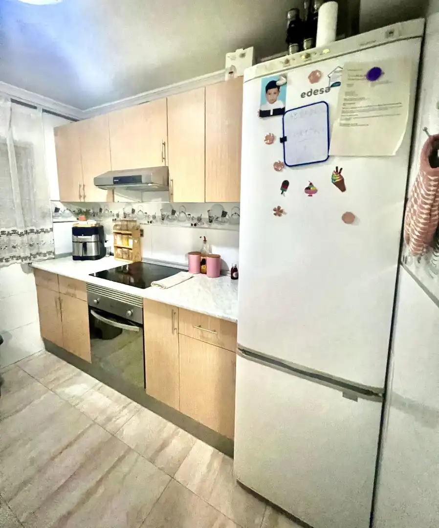 Kitchen of Flat for sale in Sevilla  with Air Conditioner