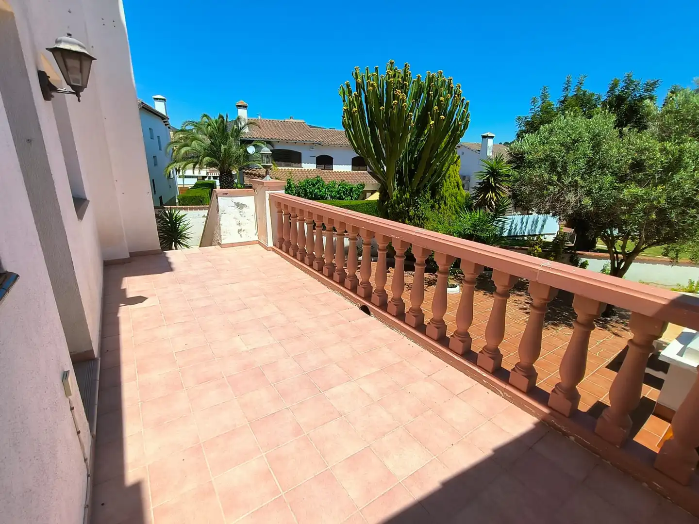 Terrace of Houses for sale in Roda de Berà, Tarragona