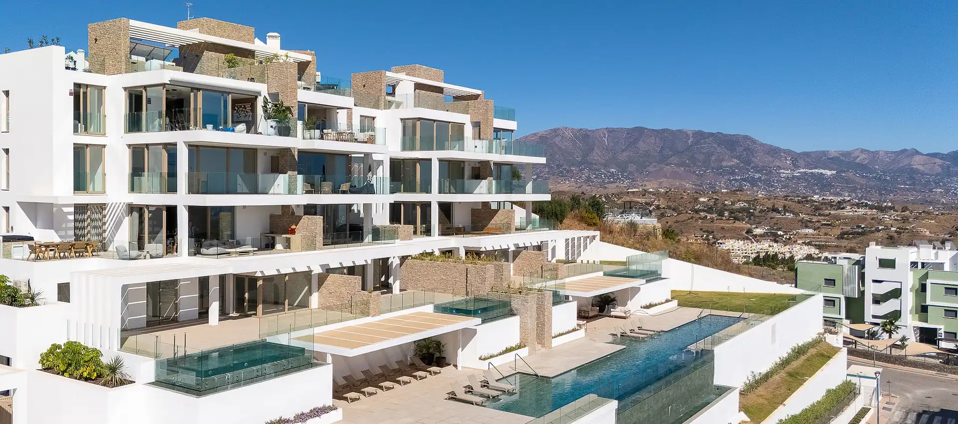 Apartamento con piscina en venta en Riviera del Sol, imagen 2