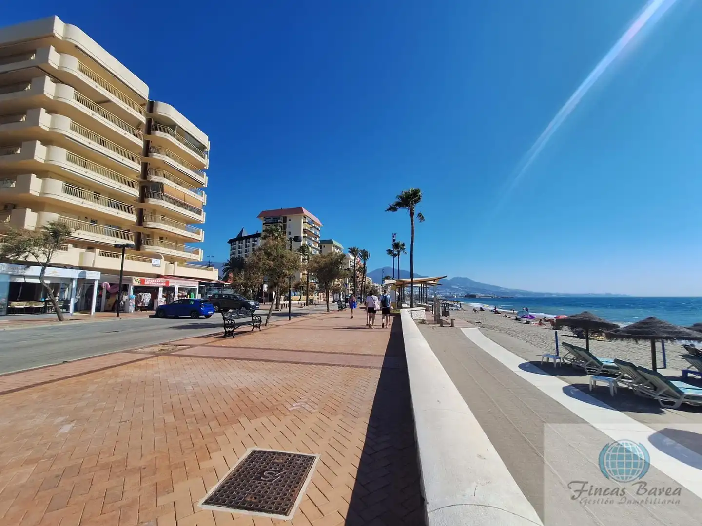 Außenansicht von Wohnung zum Verkauf in Fuengirola mit Klimaanlage und Terrasse