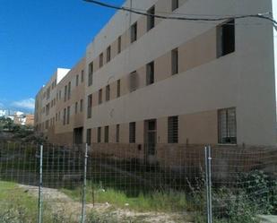 Vista exterior de Edifici en venda en Torredonjimeno