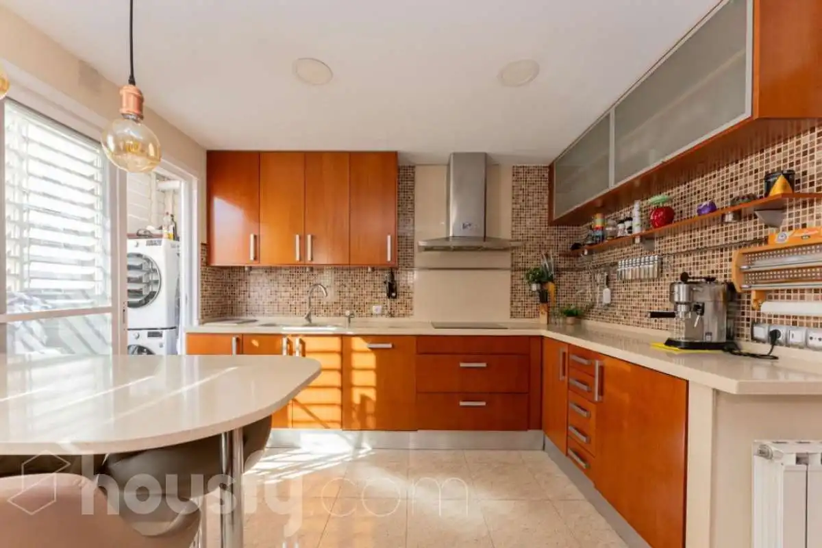 Piso con ascensor en venta en Passatge de Xaloc ., imagen 9