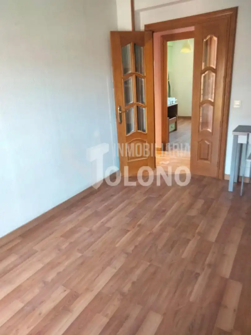 Living room of Flat for sale in Elciego  with Heating, Parquet flooring and Storage room