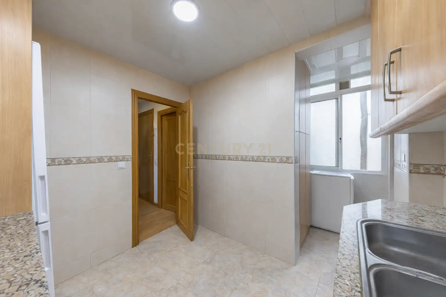 Dormitori de Apartament en venda en Badalona amb Aire condicionat i Balcó