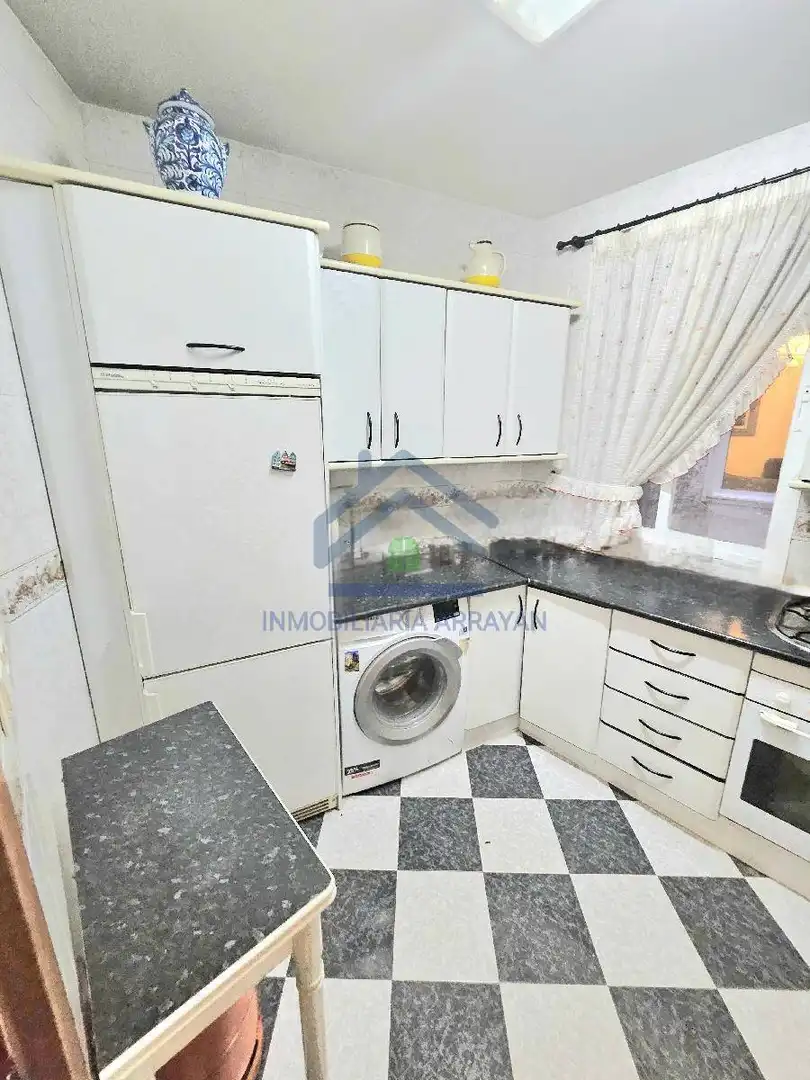 Kitchen of Flat for sale in Granada  with Air Conditioner