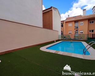 Piscina de Pis de lloguer en Linares amb Calefacció, Balcó i Piscina comunitària