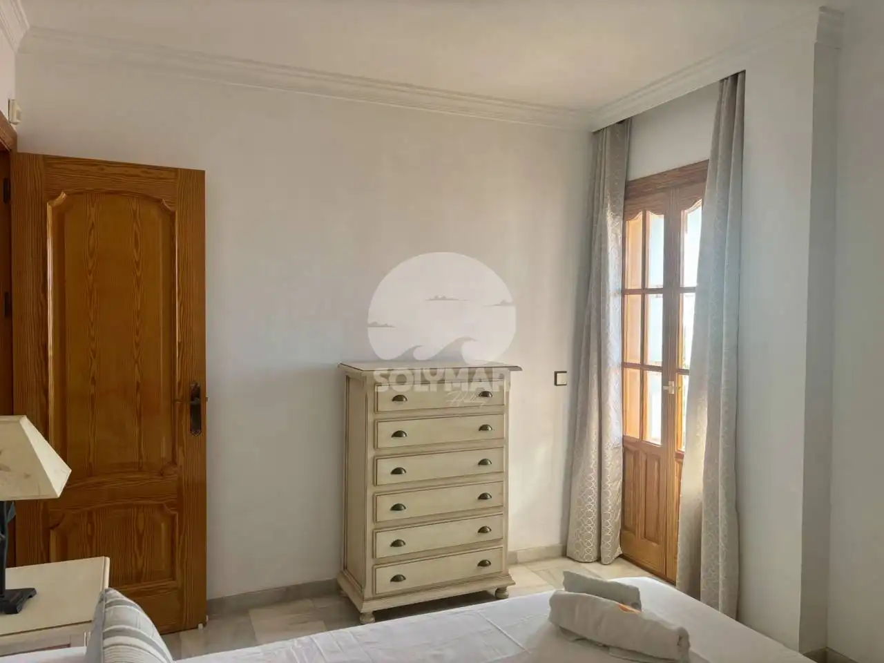 Dormitori de Casa o xalet en venda en Vélez-Málaga amb Aire condicionat, Jardí privat i Terrassa
