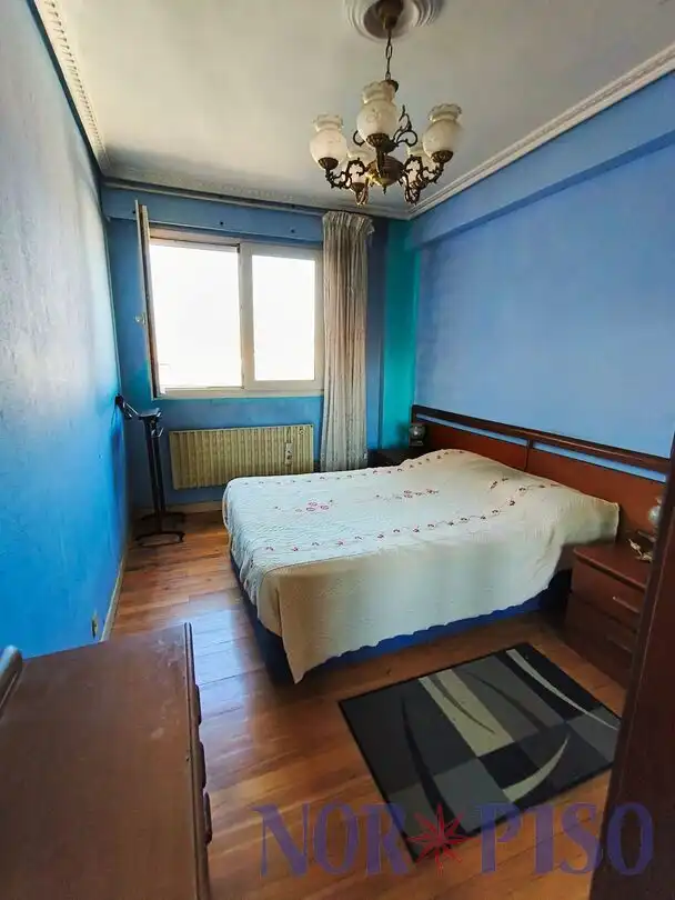 Bedroom of Flat for sale in Bilbao   with Heating, Terrace and Furnished