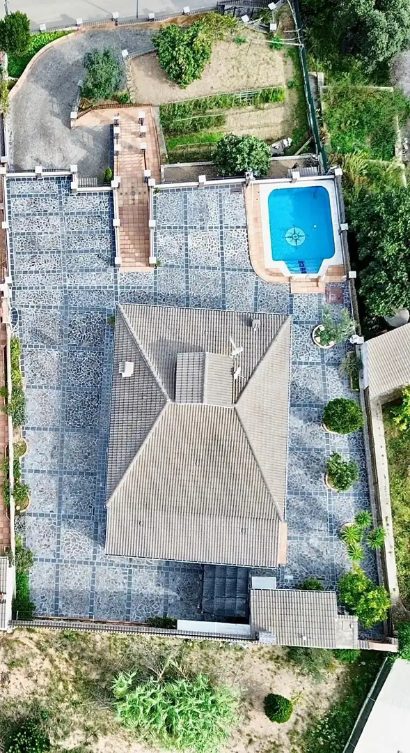 Vista exterior de Casa o xalet en venda en Riudarenes amb Aire condicionat, Terrassa i Piscina