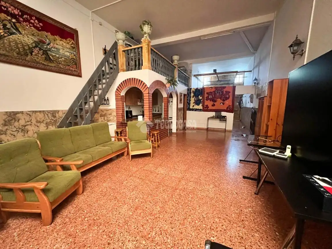 Casa adosada en venta en Santa Lucía de Tirajana con Balcón