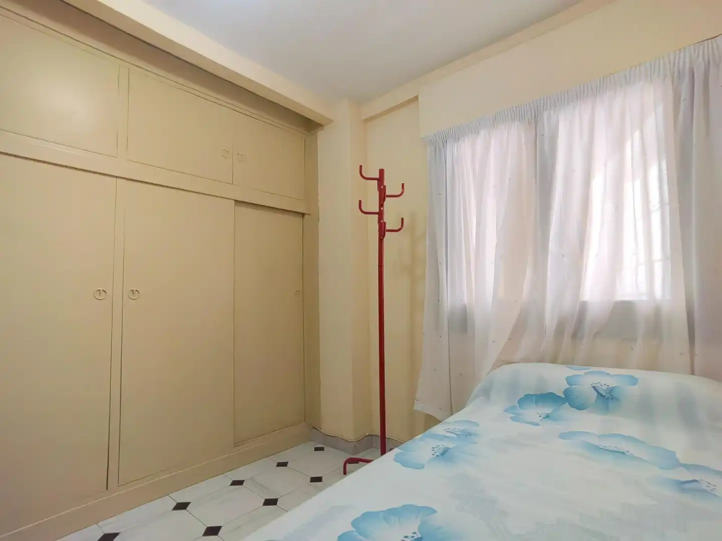 Bedroom of Flat for sale in Carretera de Cádiz