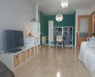 Living room of Flat for sale in Otero de Herreros  with Heating, Terrace and Storage room