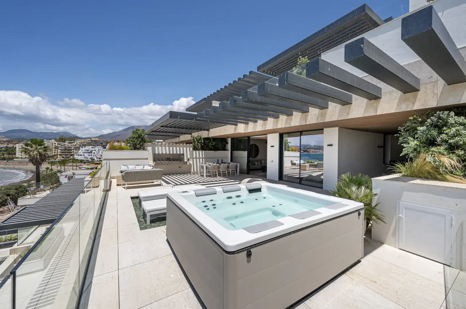 Terrassa de Apartament en venda en Estepona amb Aire condicionat, Calefacció i Terrassa