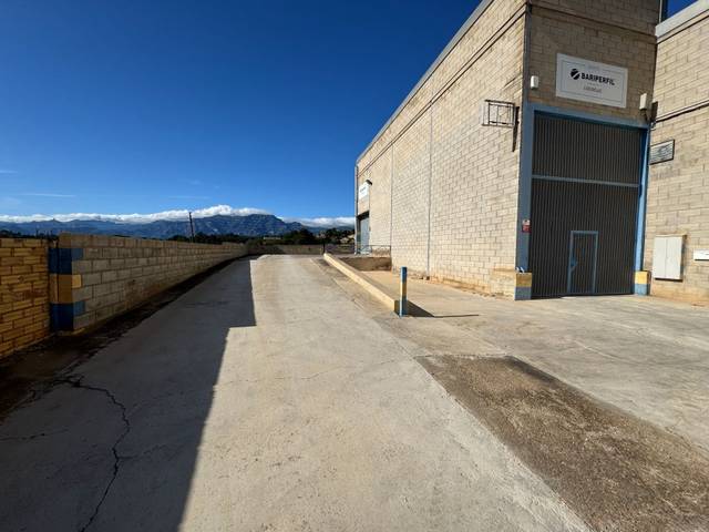 Nave industrial en Venta en Sagrat Cor en Centre
