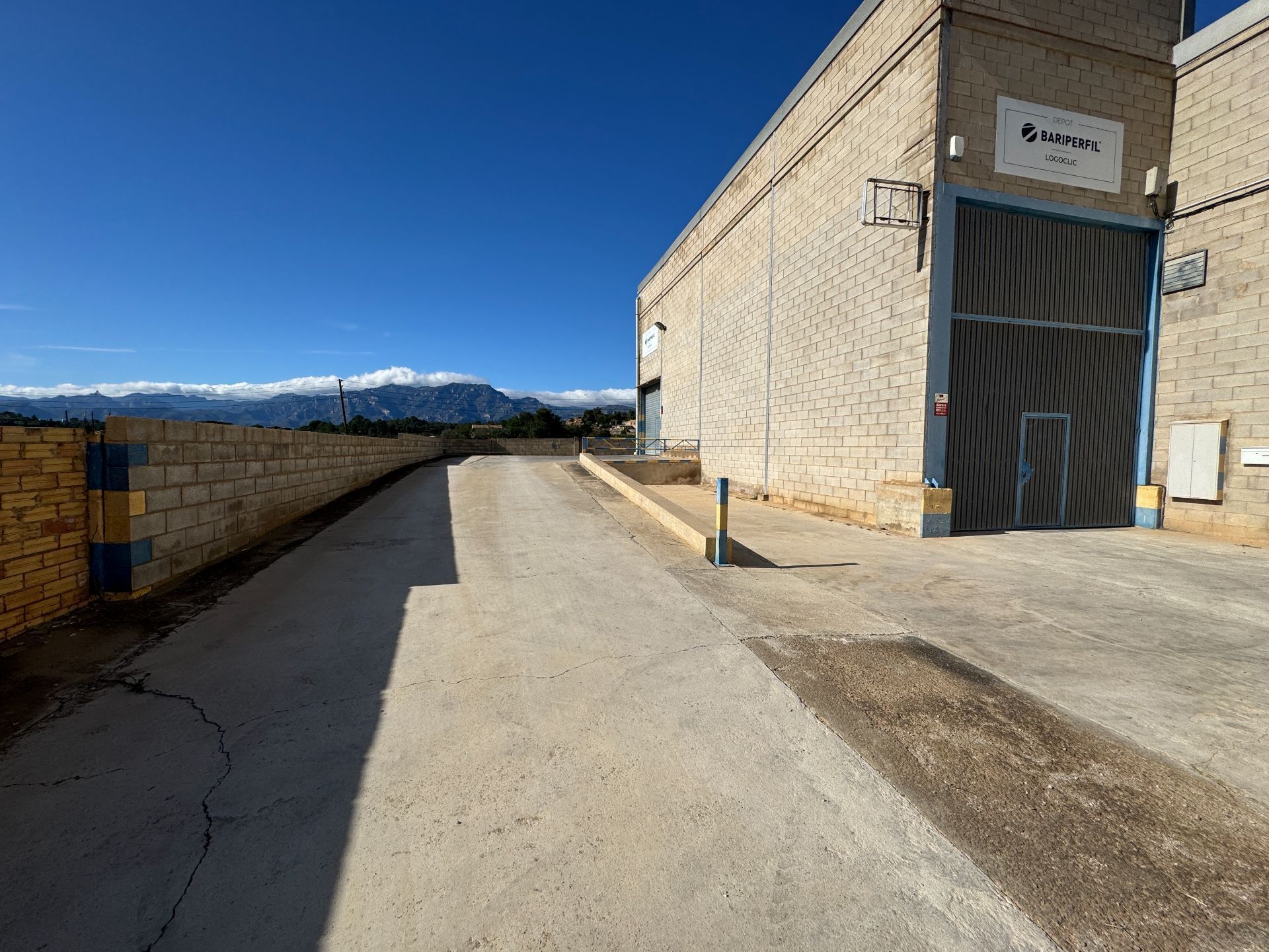 Exterior view of Industrial buildings for sale in Tortosa