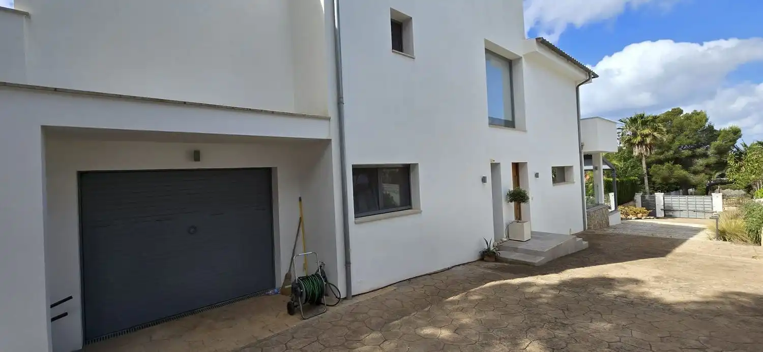 Vista exterior de Casa o chalet en venta en Calvià con Aire acondicionado, Calefacción y Jardín privado