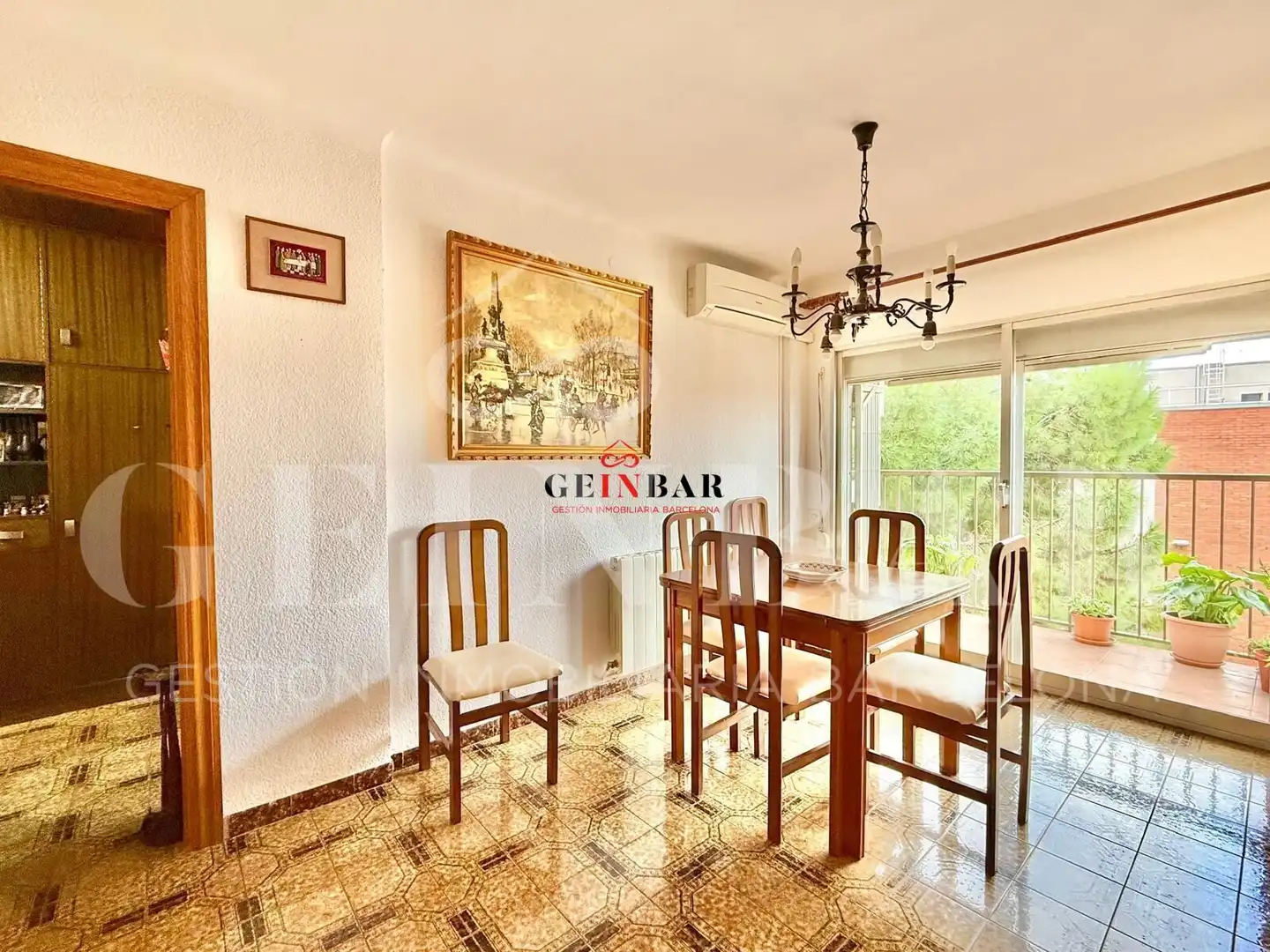 Comedor de Piso en venta en L'Hospitalet de Llobregat con Aire acondicionado, Calefacción y Terraza