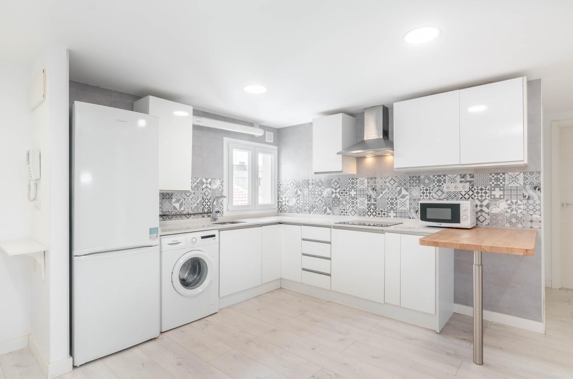Kitchen of Attic for sale in Oviedo   with Heating