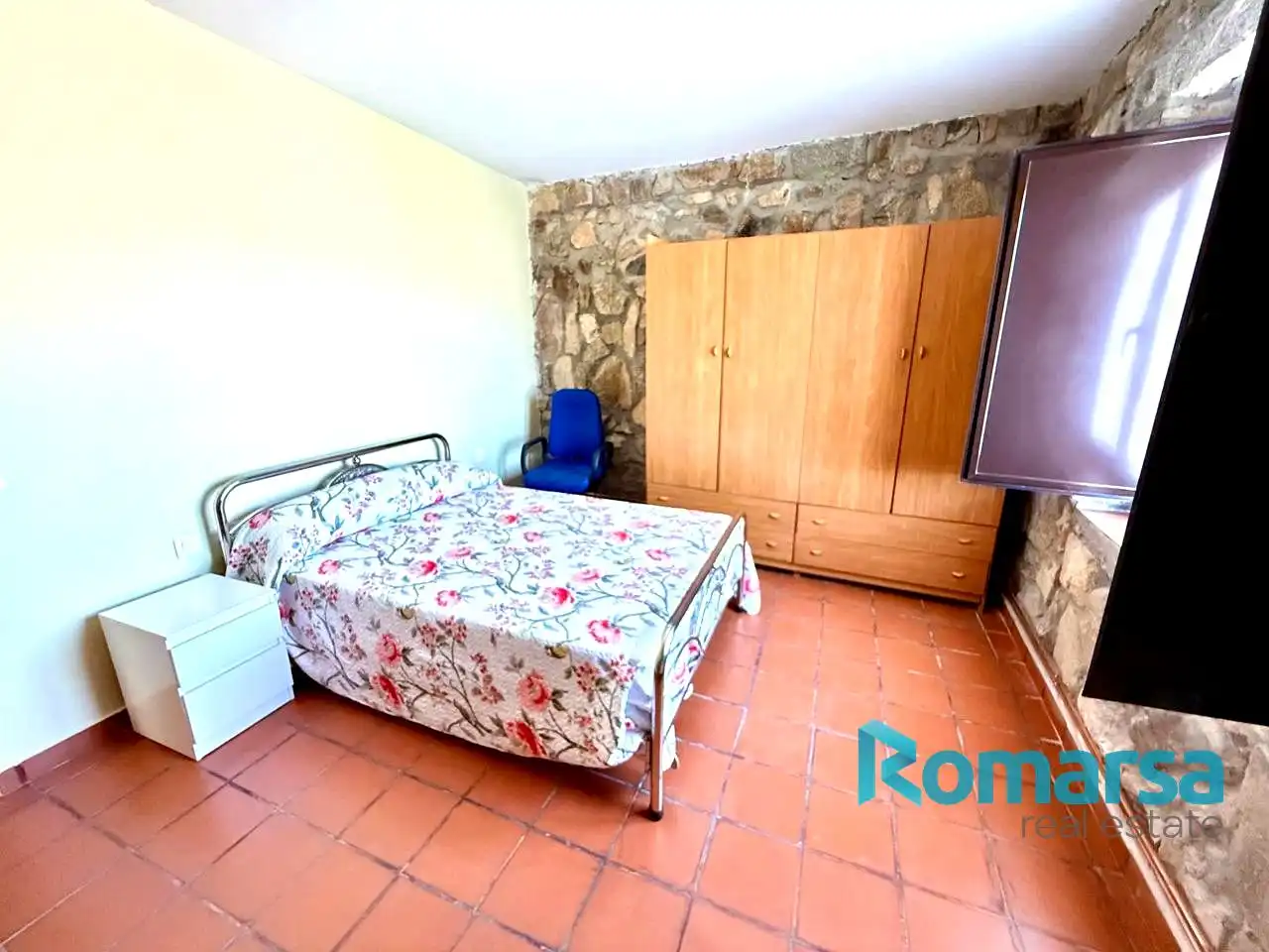 Country homes for rent in Doña Juanita, Gemuño