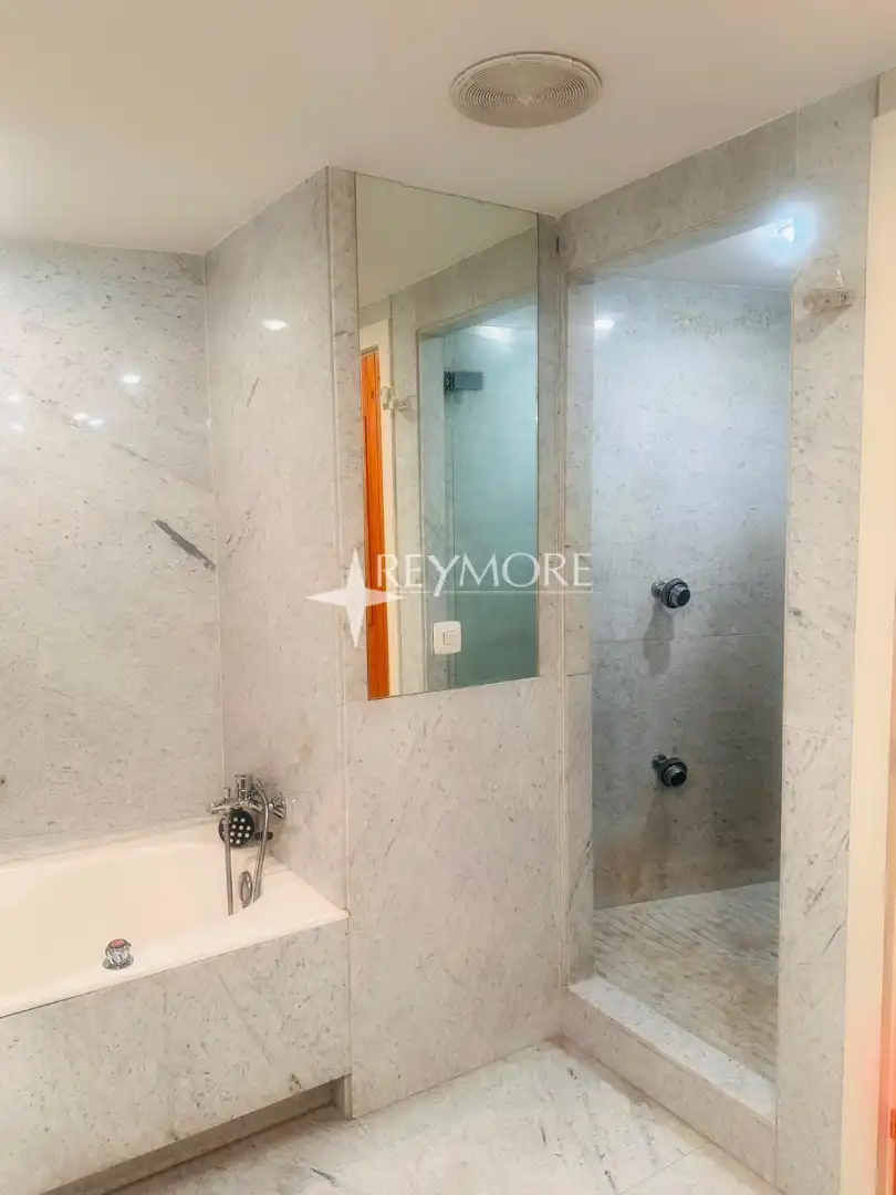 Baño de Piso en venta en Córdoba con Aire acondicionado, Calefacción y Terraza