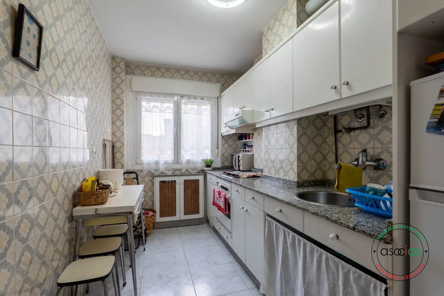 Cocina de Piso en venta en Gijón  con Calefacción y Parquet