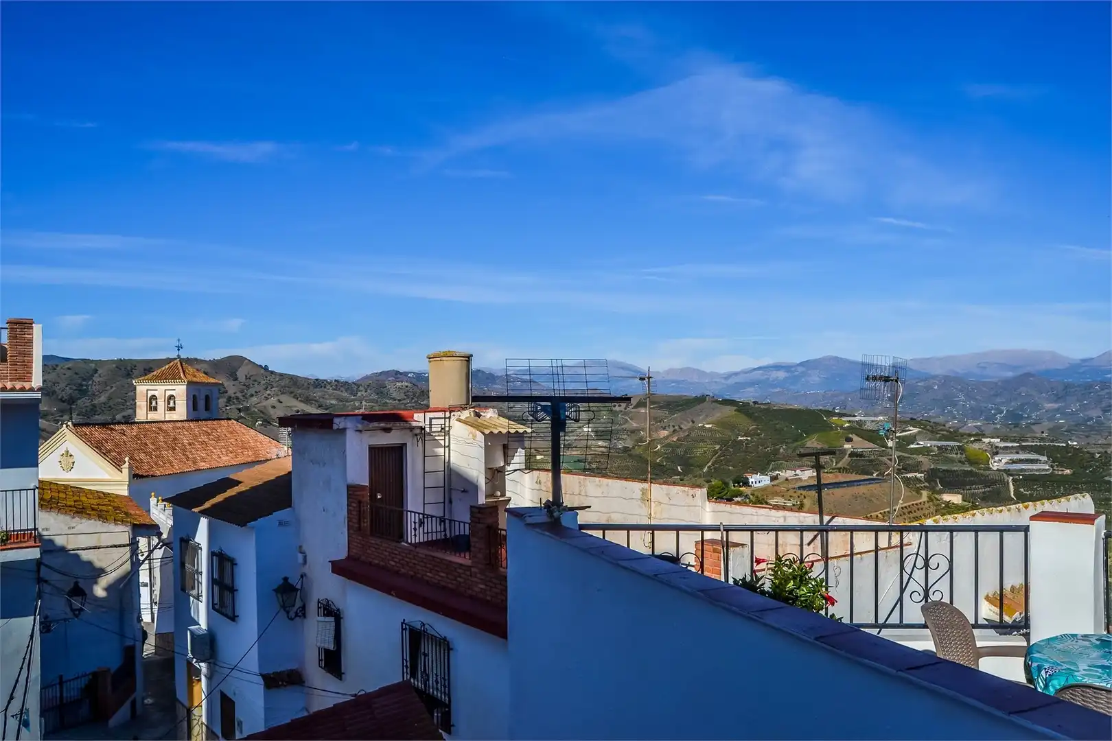 Vista exterior de Casa o chalet en venta en Iznate con Amueblado