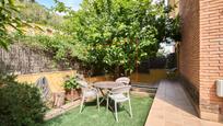 Jardí de Casa adosada en venda en Sant Vicenç de Montalt amb Aire condicionat, Terrassa i Balcó