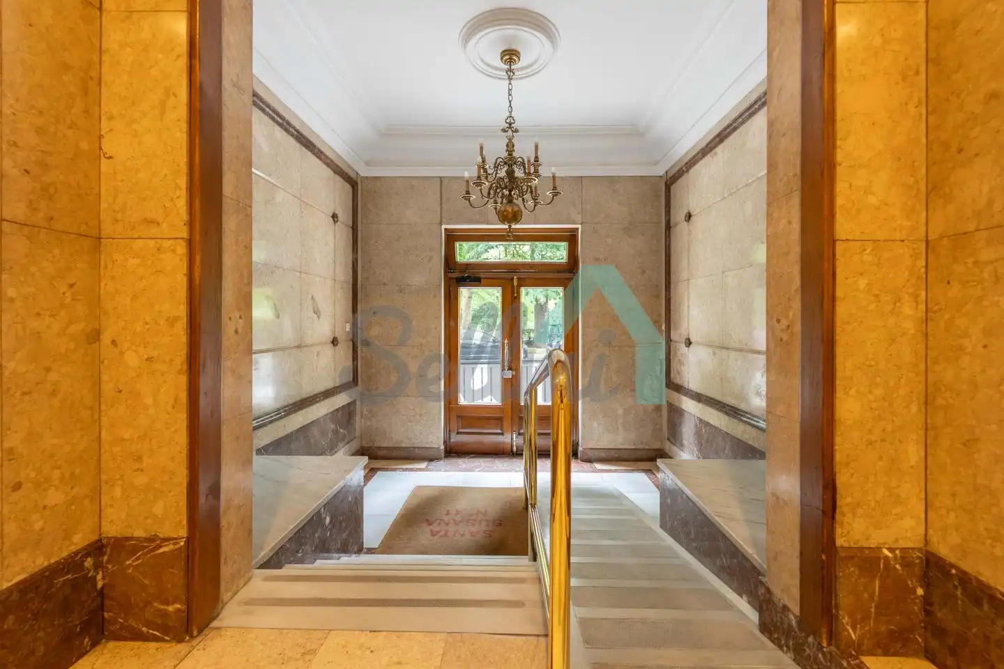Flat for share in Oviedo   with Heating, Parquet flooring and Furnished