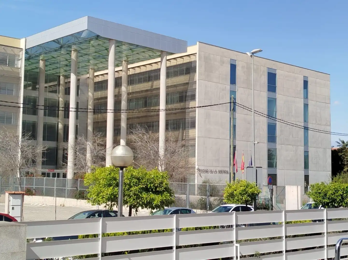 Exterior view of Office for rent in Murcia  with Air Conditioner and Furnished