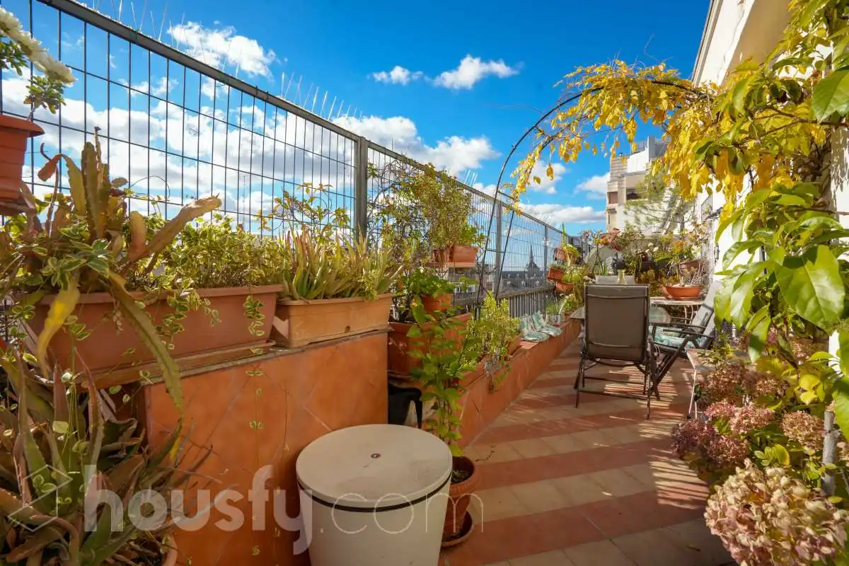 Terraza de Ático en venta en Madrid con Aire acondicionado, Calefacción y Parquet