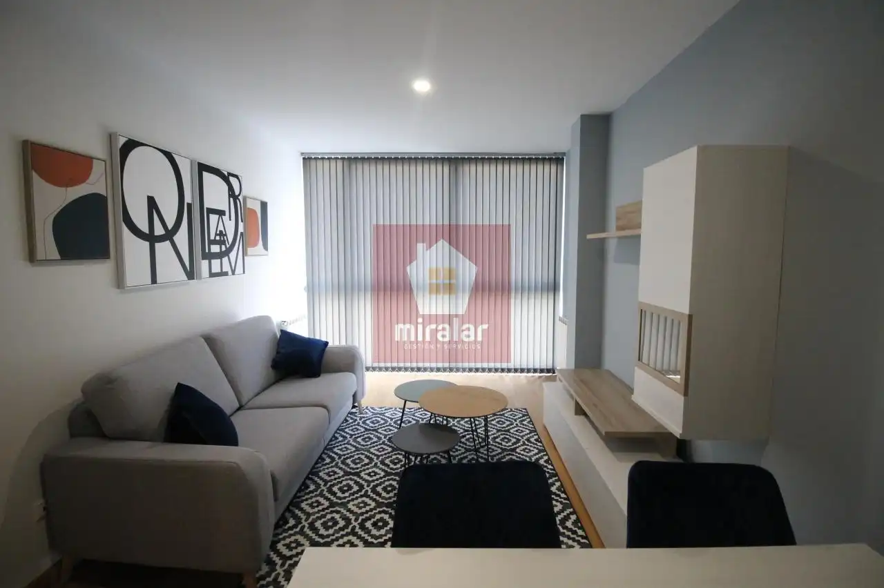 Wohnzimmer von Wohnung zur Miete in Salvaterra de Miño mit Heizung und Möbliert