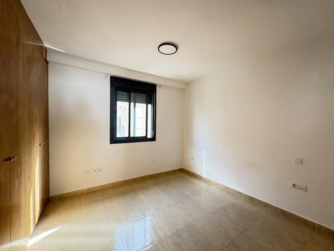 Habitación de Dúplex de alquiler en Casarrubios del Monte con Aire acondicionado y Trastero