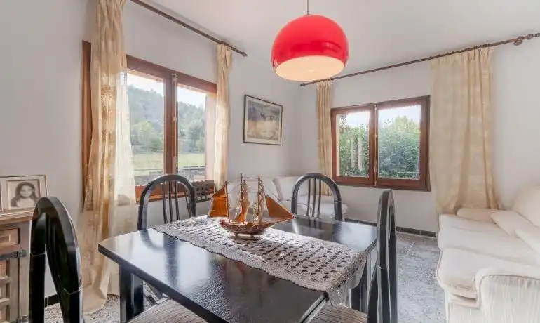 House with garden for sale in Sant Llorenç de la Muga, imagen 4