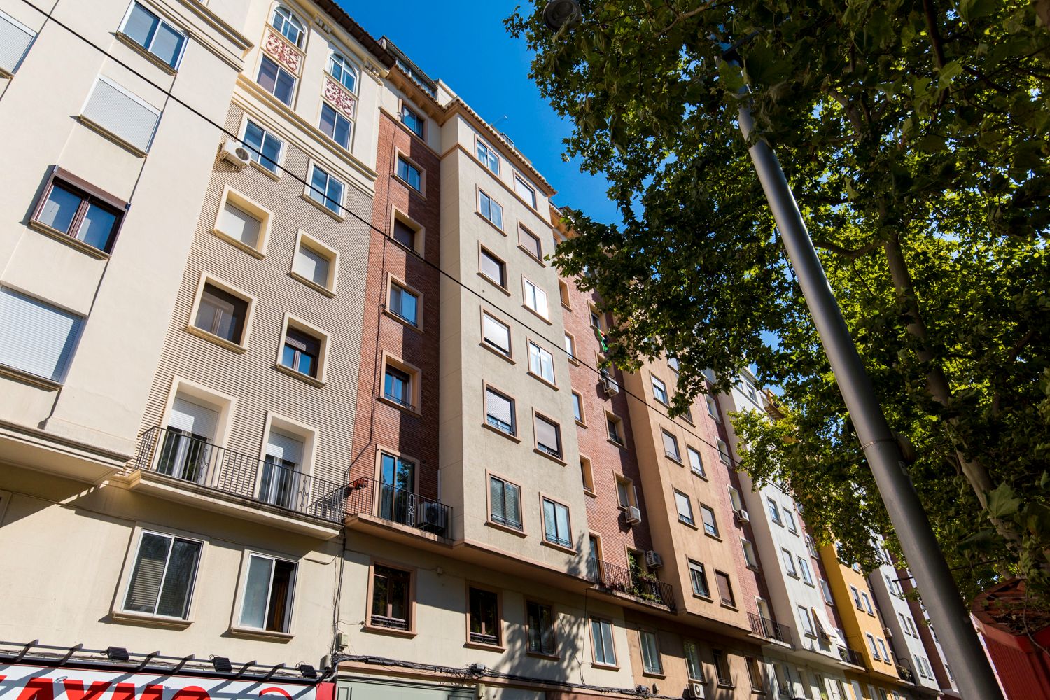 Vista exterior de Piso en venta en  Zaragoza Capital con Aire acondicionado y Amueblado
