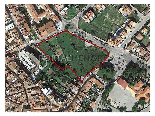 Terreno residencial en Venta en N/A, -1 en Alaior poble