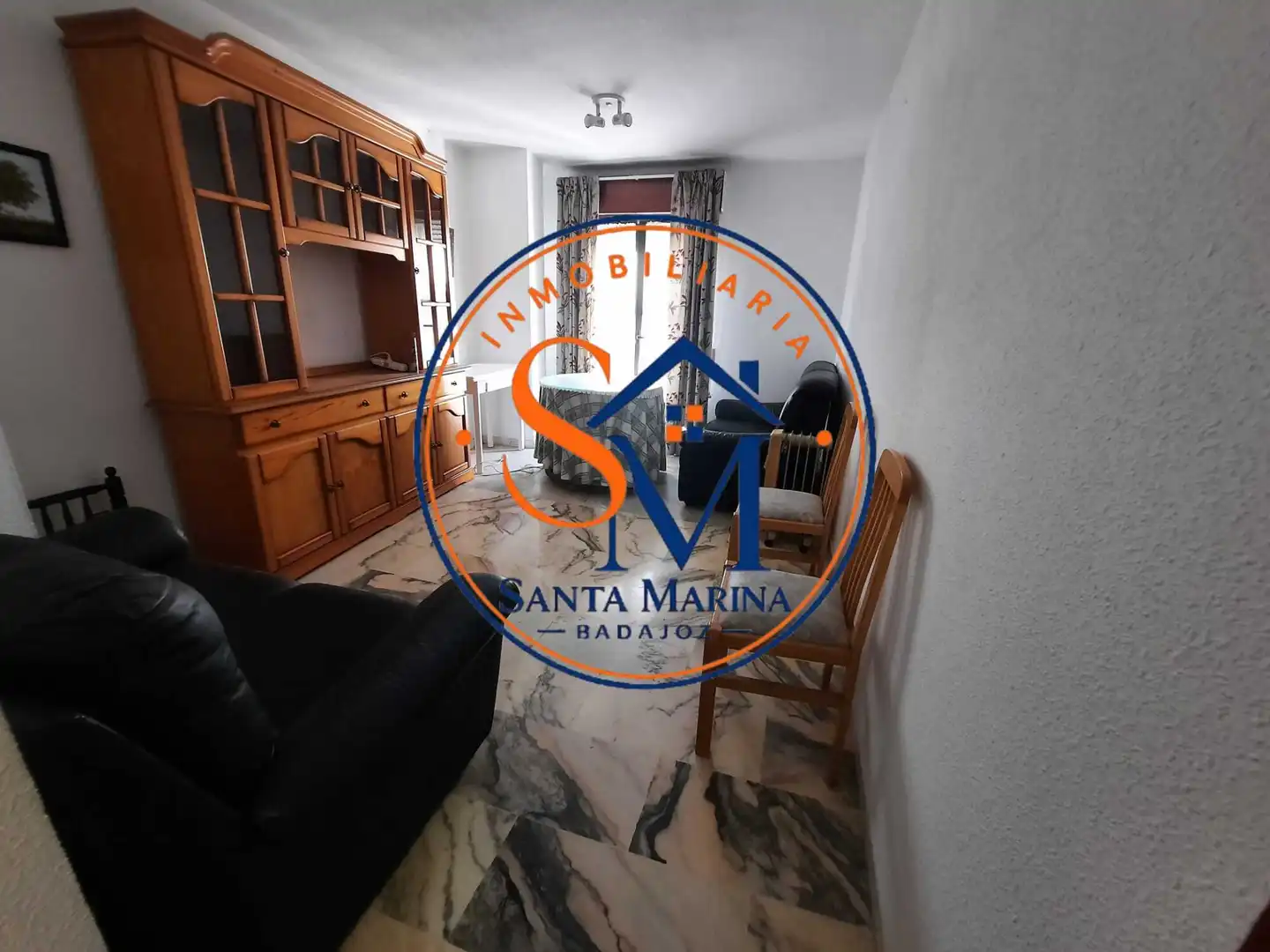 Vista exterior de Apartamento de alquiler en Badajoz con Amueblado y Balcón