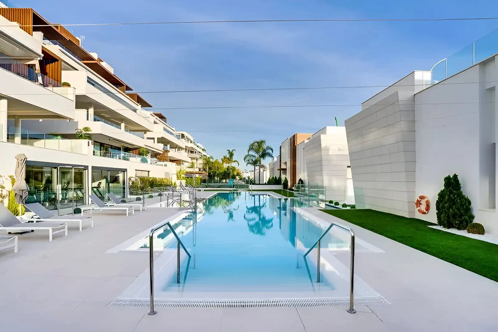 Apartament amb piscina en venda a Estepona Pueblo, imagen 16