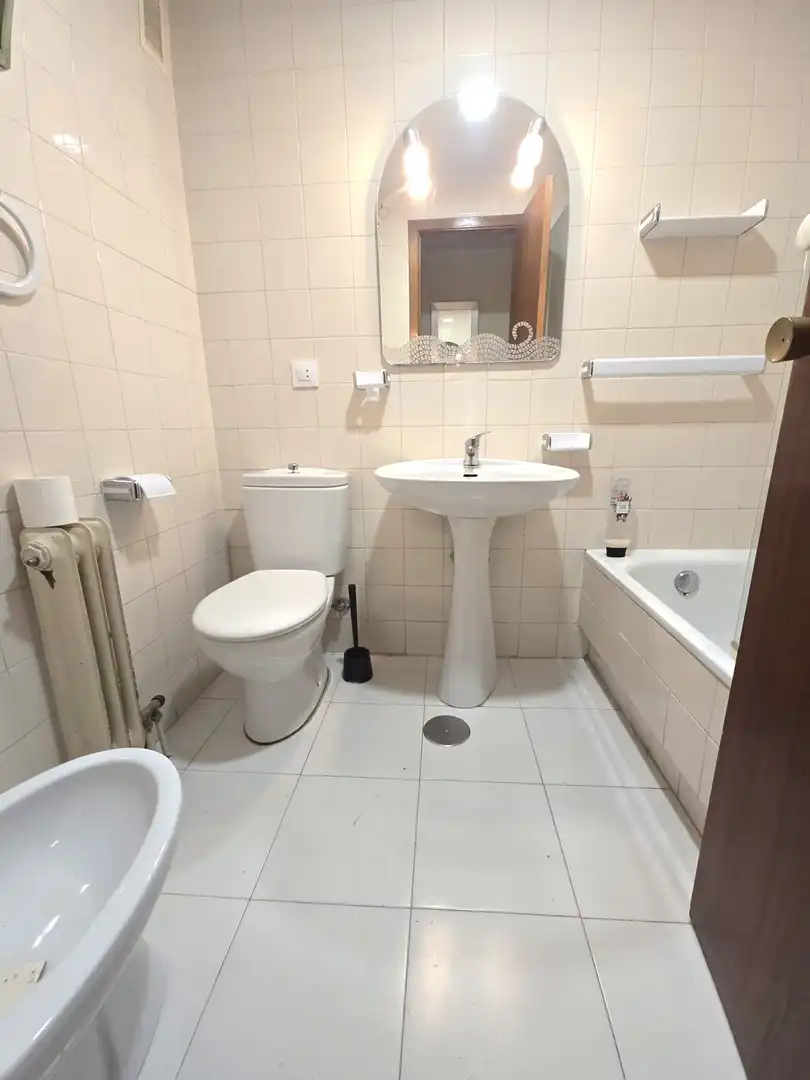 Bathroom of Flat for rent in Cáceres  with Heating, Terrace and Furnished
