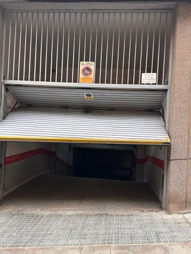 Aparcament de Garatge en venda en Santa Coloma de Gramenet