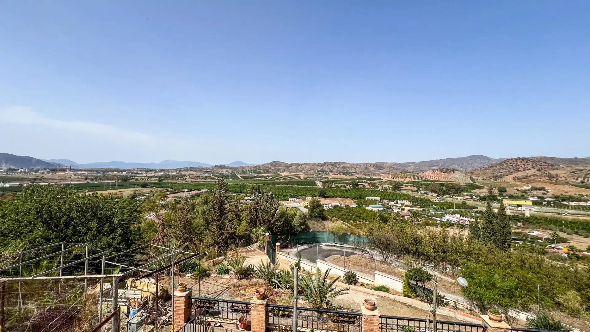 Houses for sale in Campanillas