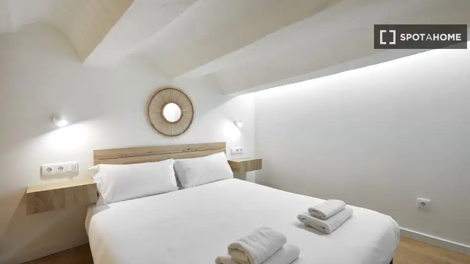 Flat with terrace to rent in Ciutat Vella, imagen 9