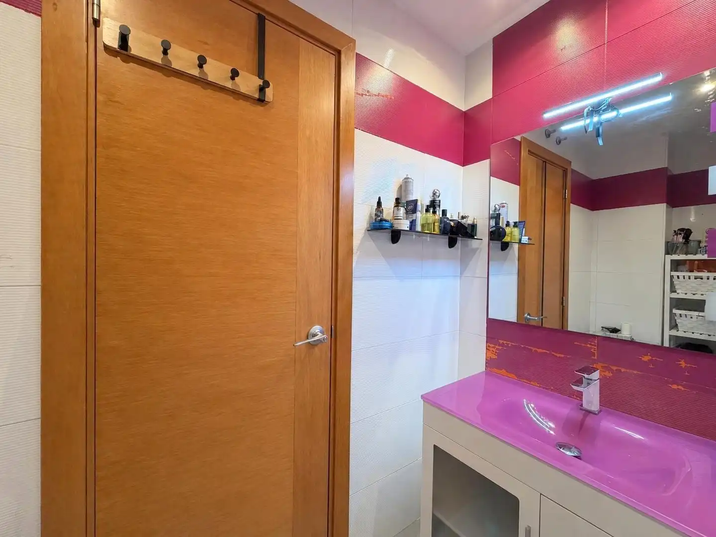 Baño de Piso en venta en Ávila con Calefacción, Trastero y Amueblado
